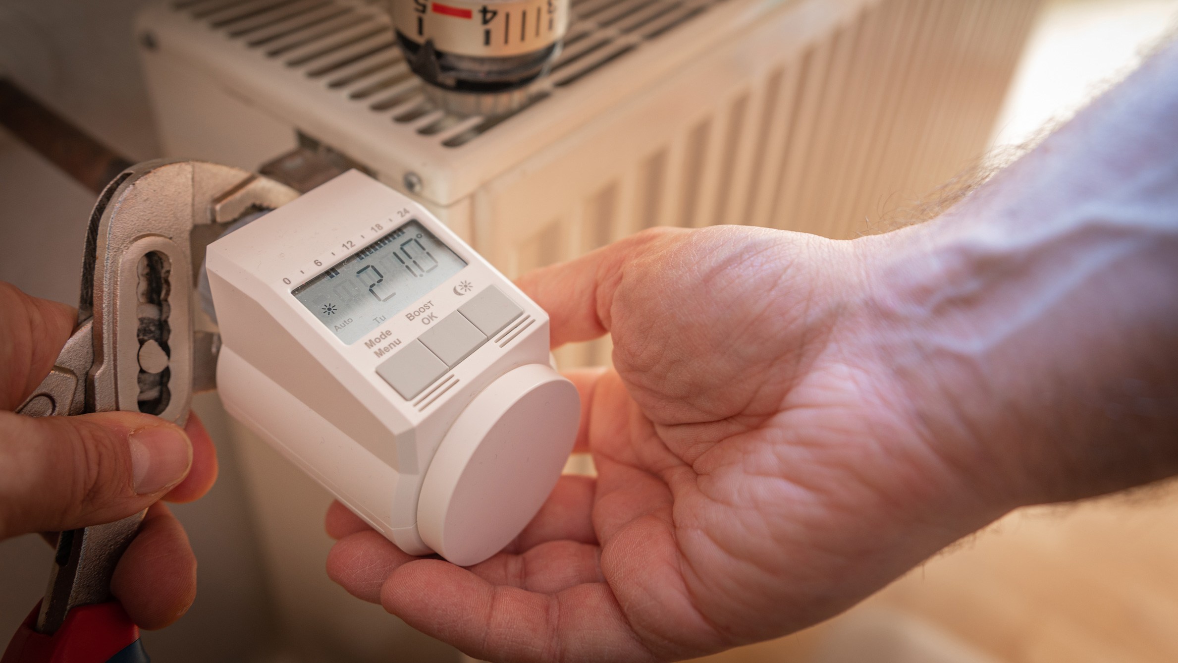 Anstelle eines üblichen Thermostats kann ein digitales Modell installiert werden. 
